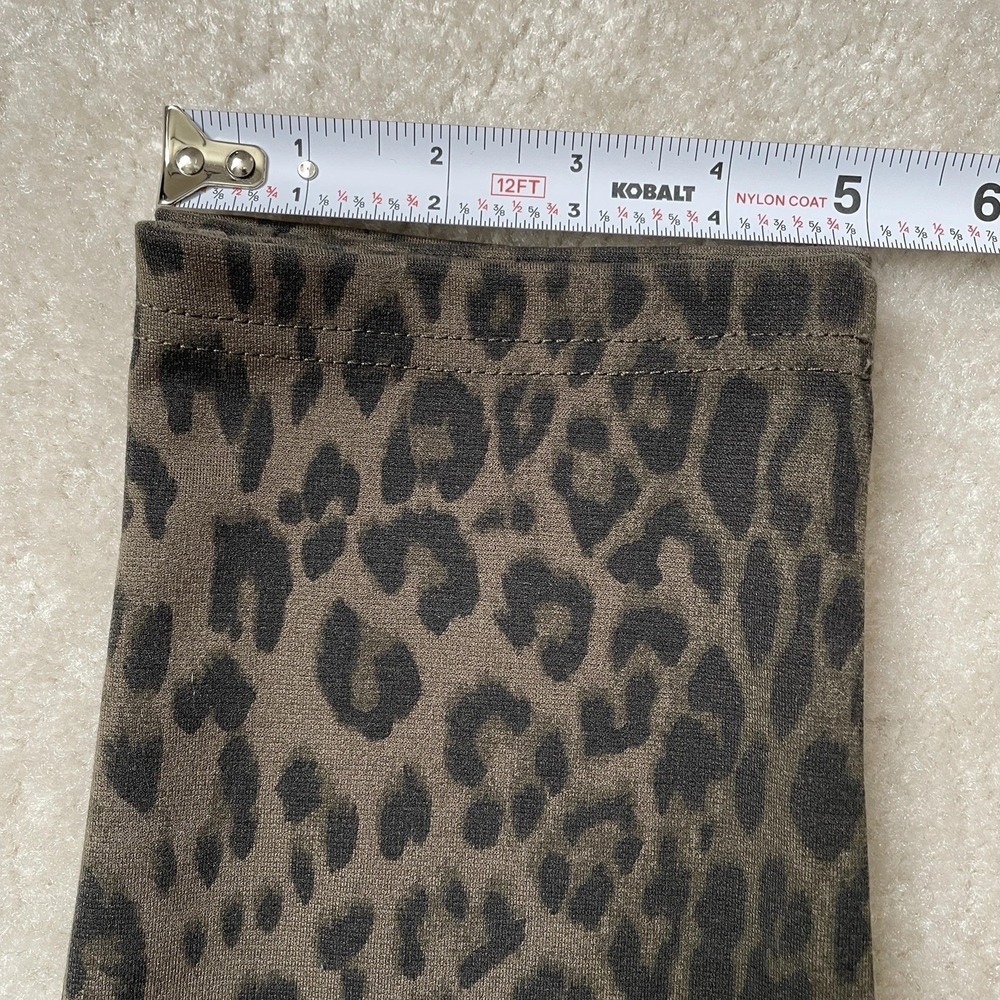 Carmen Marc Valvo Leopard Print Legging Olive Green Women's Medium NWT - Picture 7 of 13